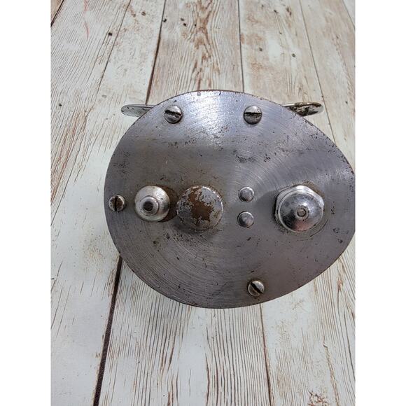 Vintage South Bend Model No. 790 Smoothcast Direct Drive Fishing Reel - Picture 7 of 8